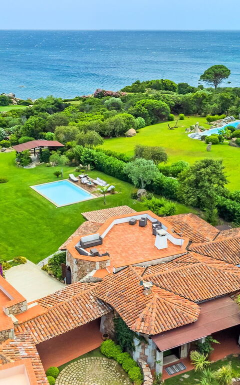 Villa Silenis: Have, pool, Udendørs, Udvendige, Visninger