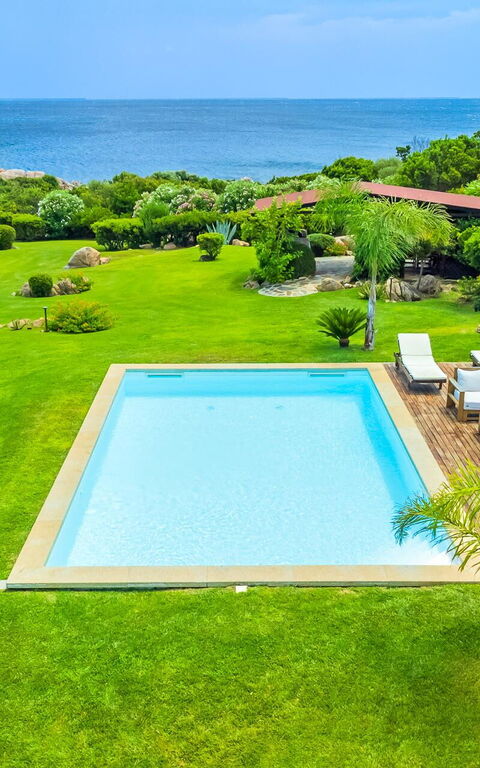 Villa Silenis: Have, pool, Udendørs, Udvendige, Visninger