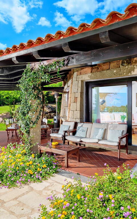 Villa Silenis: Altan / terrasse / gårdhave, Have, Udendørs, Udvendige