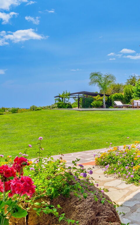 Villa Silenis: Have, Udendørs, Udvendige, Visninger