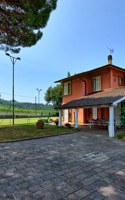 Villa Adriana: Udendørs, Udvendige