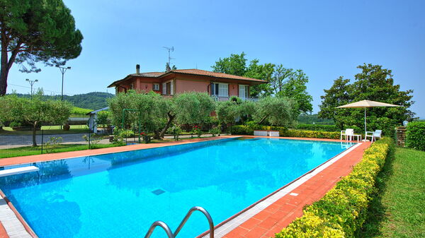 Villa Adriana: pool, Udendørs, Udvendige