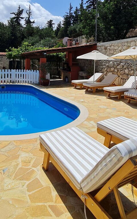 Villa Nikolas: pool, Udvendige