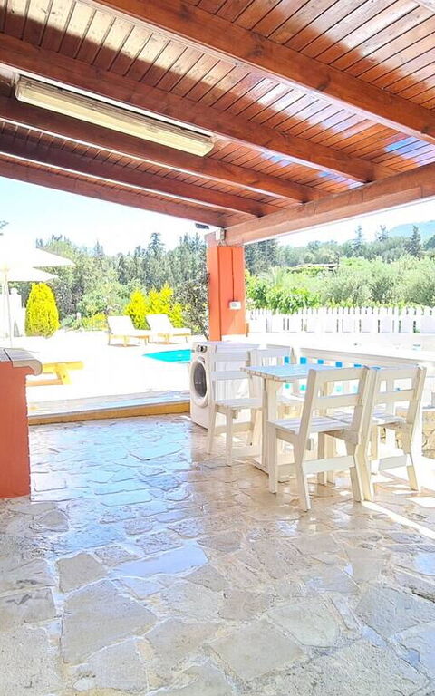 Villa Nikolas: Altan / terrasse / gårdhave, Udvendige