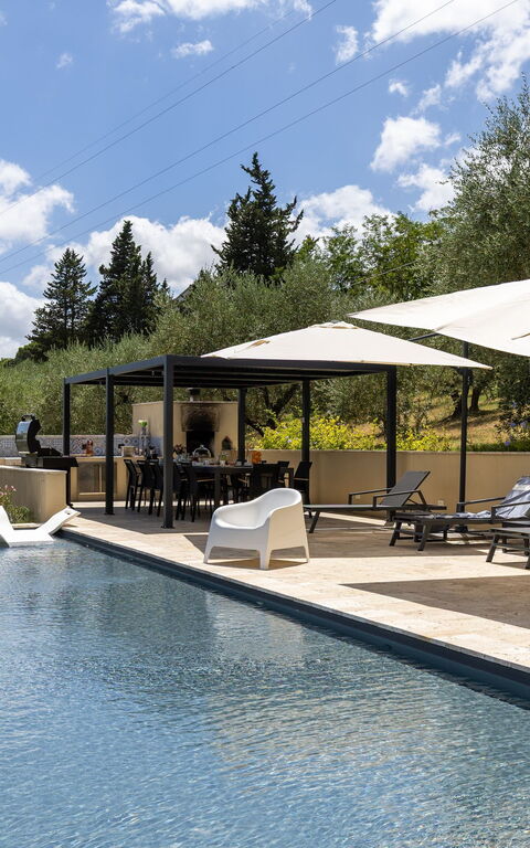 Villa Silvia: pool, Udvendige