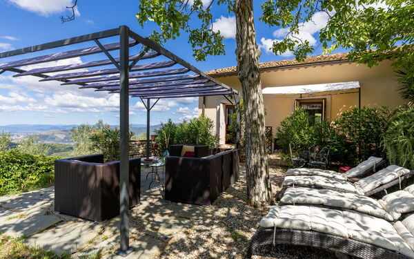 Villanova Lonciano - 2026: Udendørs, Udvendige