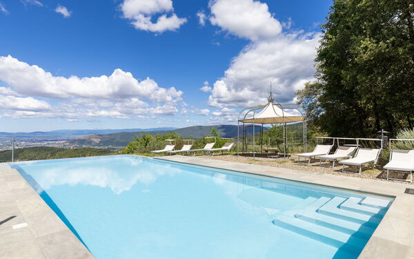 Villa Lonciano - 2026: pool, Udendørs, Udvendige, Visninger