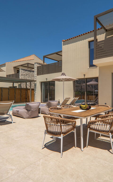 Villa Zen Chrysi: Altan / terrasse / gårdhave, pool, Udendørs, Udvendige