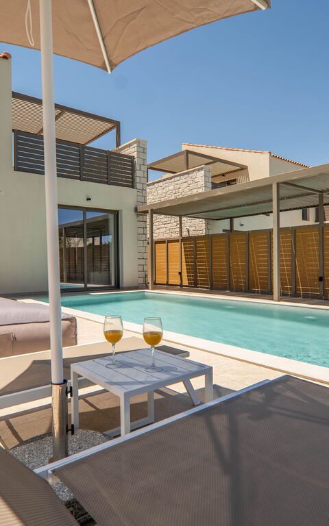 Villa Zen Hephaistos: pool, Udendørs, Udvendige