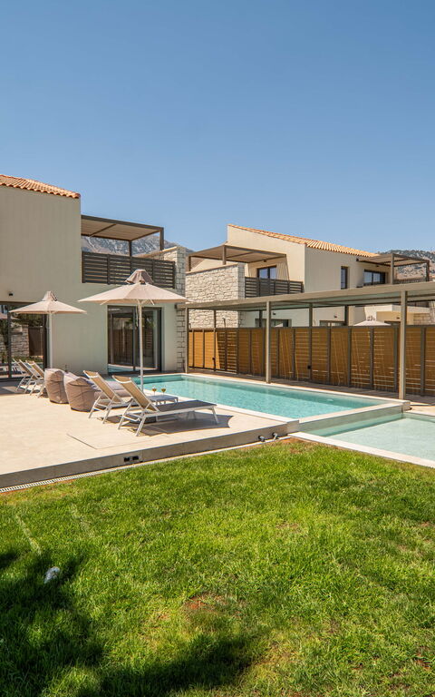 Villa Zen Hephaistos: Have, pool, Udendørs, Udvendige