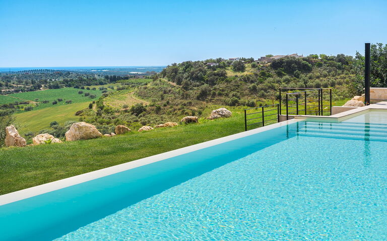 Netina Domus: Have, pool, Udendørs, Visninger