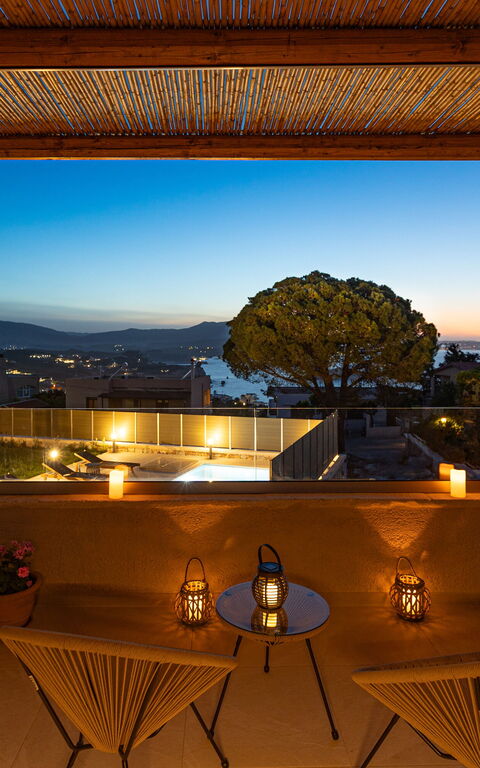 Villa Platon: Altan / terrasse / gårdhave, Udendørs, Udvendige