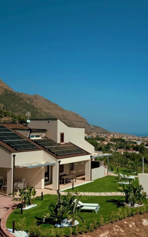 Villa Aversa: Have, pool, Udendørs, Udvendige, Visninger