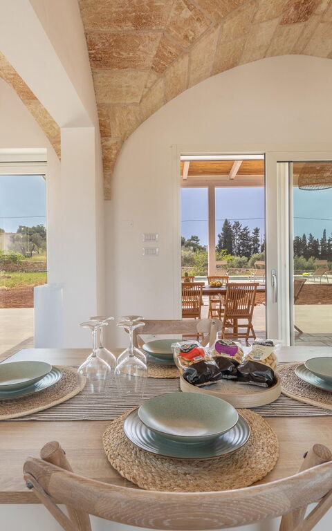 Villa Incantesimo: Frokostlokale, Køkken, Stue