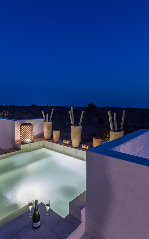 Villa Perla Del Sud: boblebad, Udendørs, Udvendige