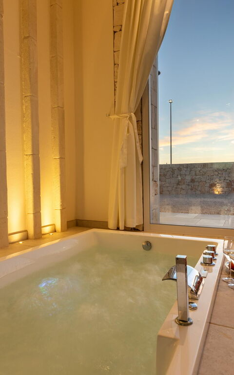 Villa Regina Sul Mare: boblebad