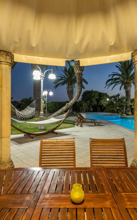 Villa Oasi Di Pace: Altan / terrasse / gårdhave, pool, Udendørs, Udvendige