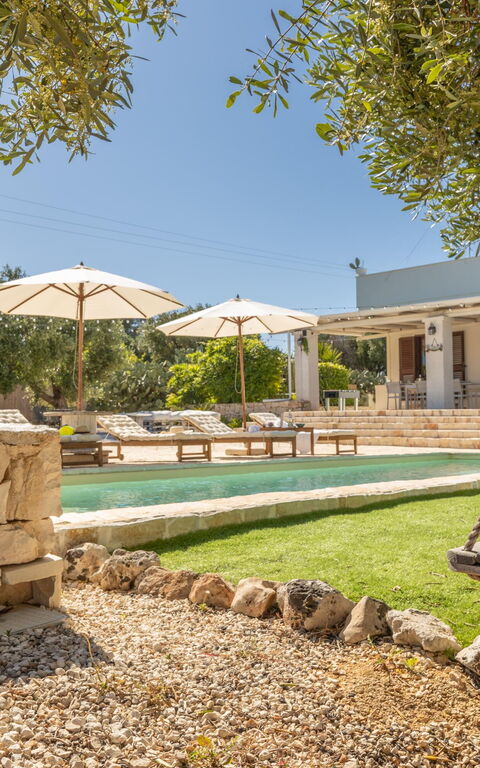 Villa Lampu Di Luce: Have, pool, Udendørs