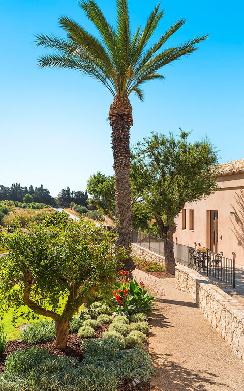 Dimora Spinazzella: Have, Udendørs, Udvendige