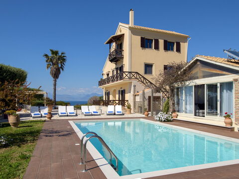 Villa Irida