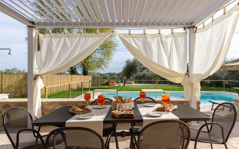 Villa Anna: Altan / terrasse / gårdhave, Have, pool, Udendørs