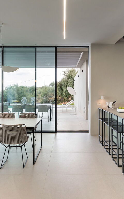 Villa Calypso: Frokostlokale, Køkken, Stue