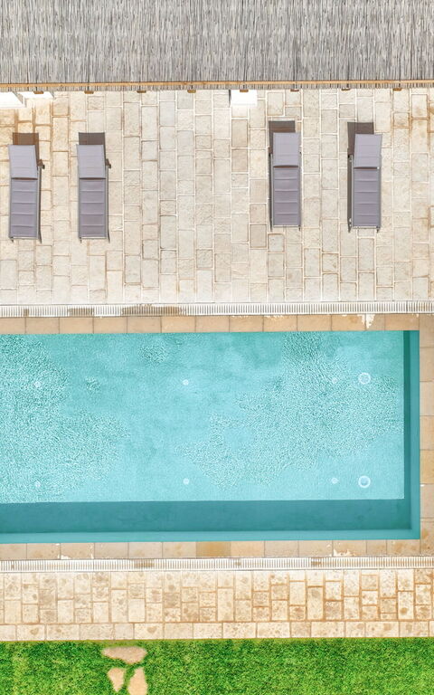 Trulli di Luccio: pool, Udendørs, Udvendige