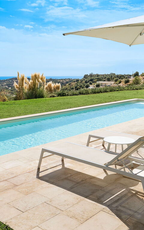 Villa Petite Afrique: Have, pool, Udendørs, Udvendige