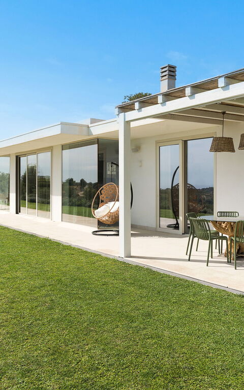 Villa Petite Afrique: Have, Udendørs, Udvendige