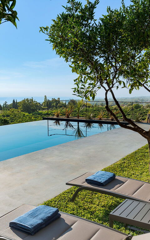 Villa Agrume: Have, Udendørs, Udvendige