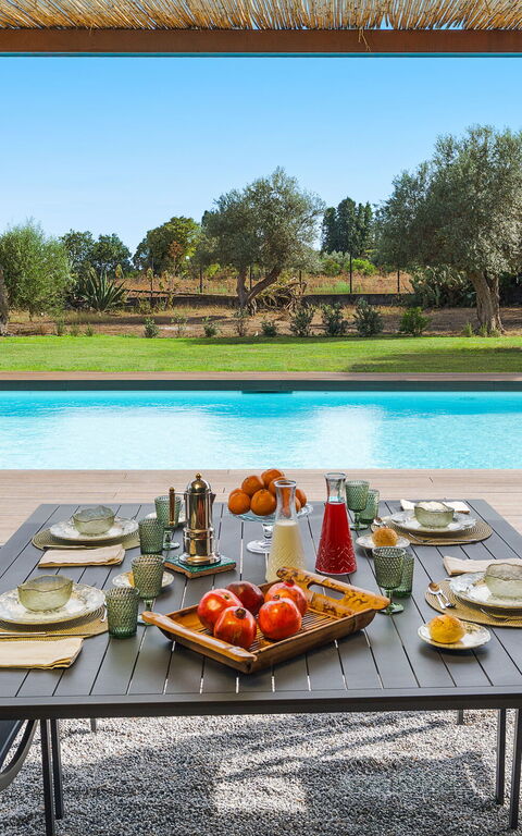 Muna Retreat: pool, Udendørs, Udvendige