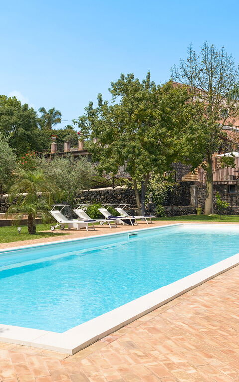 Villa Saracina: Have, pool, Udendørs, Udvendige