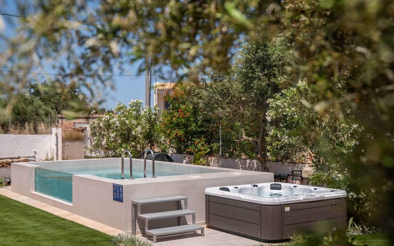 Magnolia: boblebad, Have, pool, Udendørs