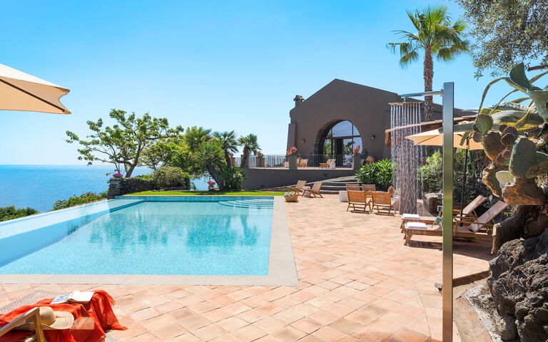 Villa Continella: pool, Udendørs, Udvendige, Visninger