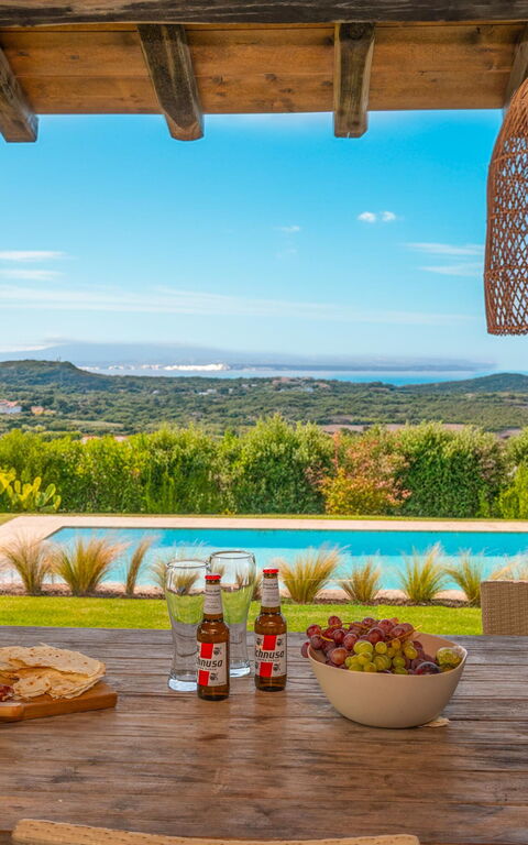 Villa Marinella: Altan / terrasse / gårdhave, pool, Udvendige, Visninger