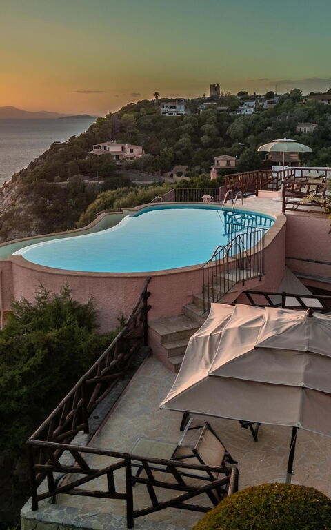 Villa Atlantide: pool, Udendørs, Udvendige, Visninger