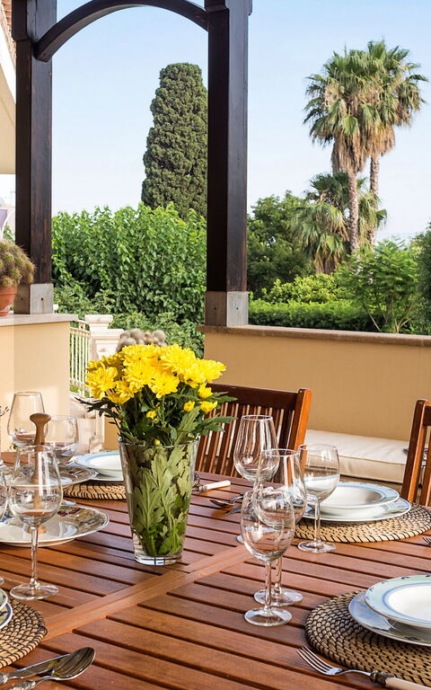 Villa Profumo D'Oriente: Altan / terrasse / gårdhave, Udendørs, Udvendige