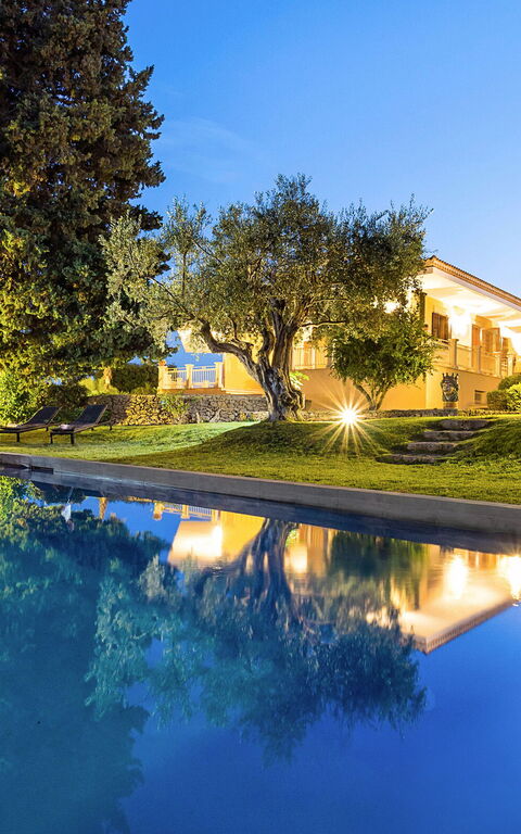 Villa Profumo D'Oriente: Have, pool, Udendørs, Udvendige