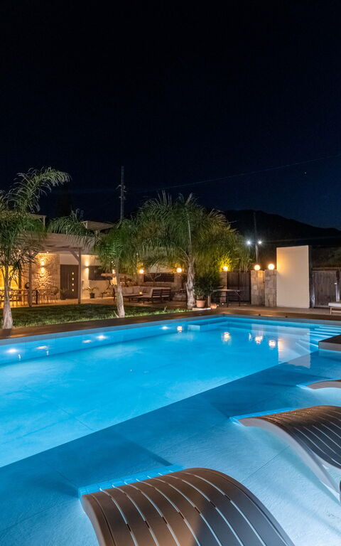 Villa Olympia: pool, Udendørs, Udvendige