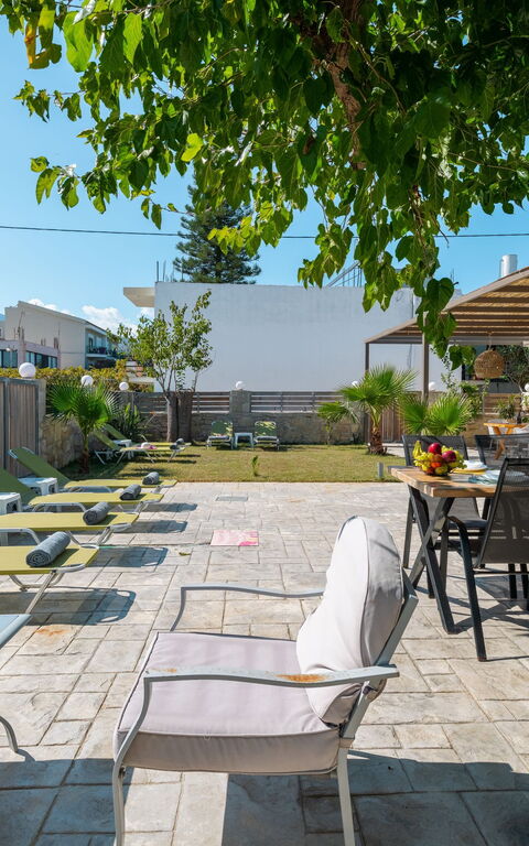 Villa Olympia: Altan / terrasse / gårdhave, Udendørs, Udvendige