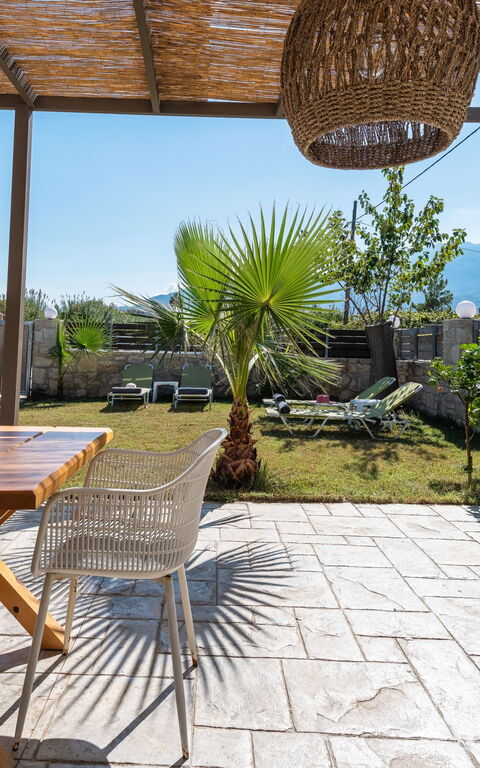 Villa Olympia: Altan / terrasse / gårdhave, Have, Udendørs, Udvendige