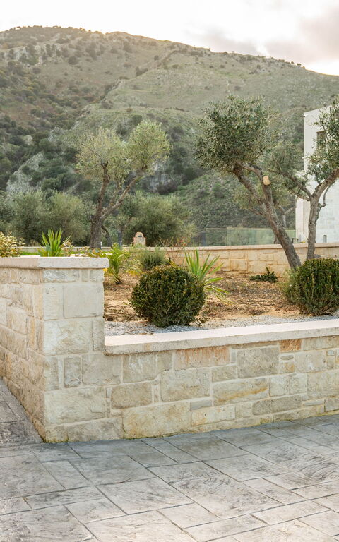 Villa Vasilissa: Udendørs, Udvendige