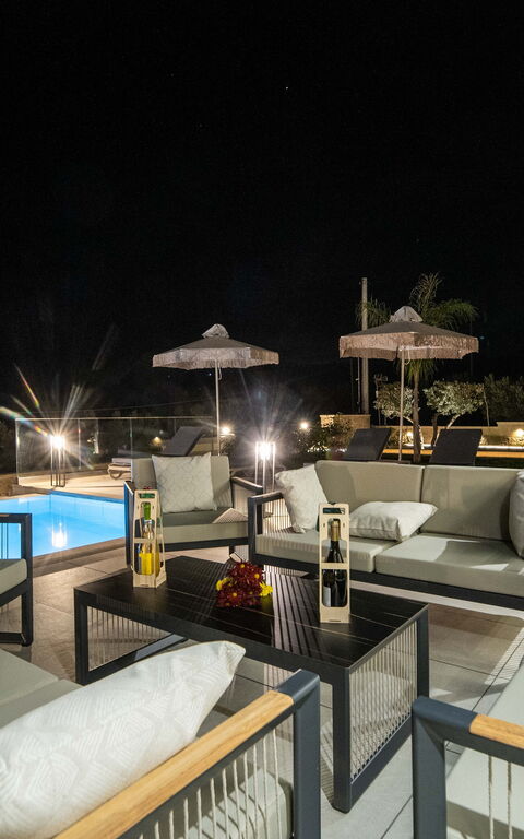 Villa Vasilissa: pool, Udendørs, Udvendige