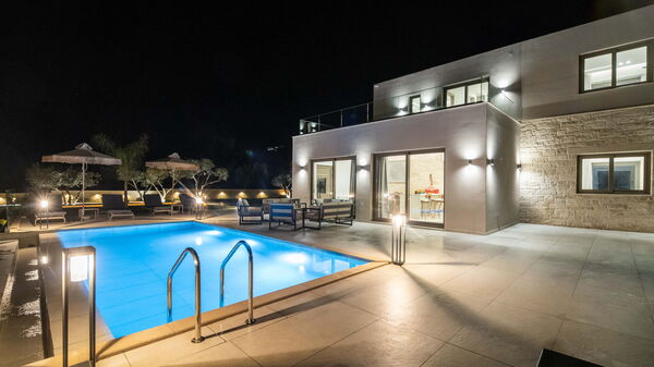 Villa Vasilissa: pool