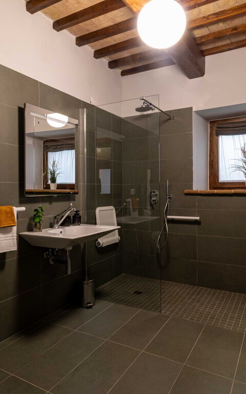 Tenuta Poggio Guiano: Badeværelse