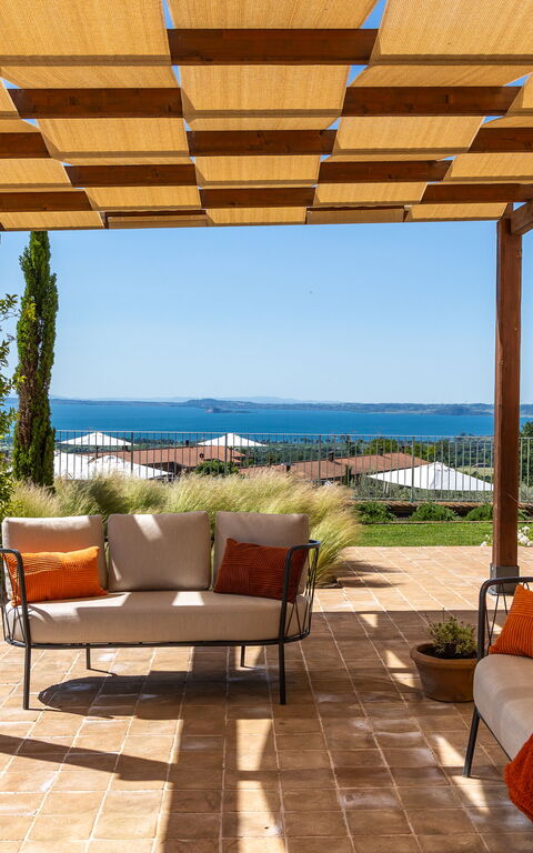 Tenuta Poggio Guiano: Altan / terrasse / gårdhave, Udendørs, Udvendige