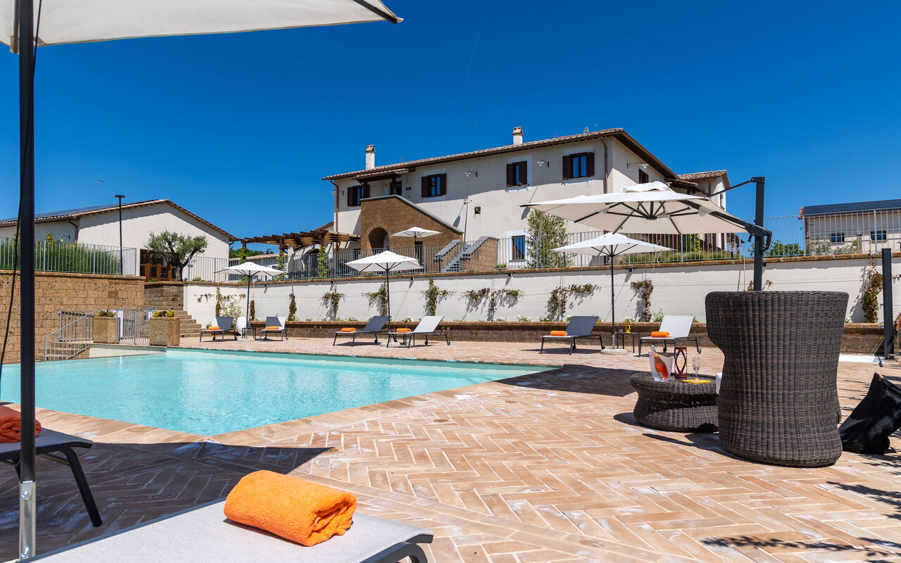 Tenuta Poggio Guiano: pool, Udendørs, Udvendige