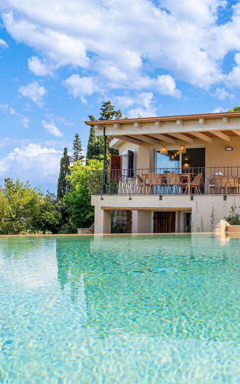 Villa Zephyros: pool, Udendørs, Udvendige