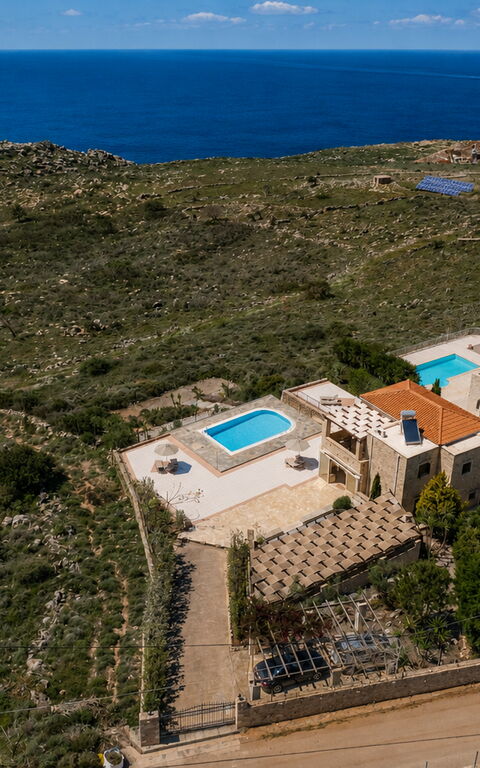Villa Pi: Udendørs, Visninger