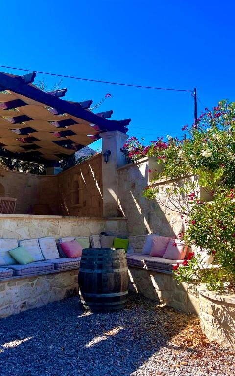 Villa Pi: Altan / terrasse / gårdhave, Udendørs, Udvendige